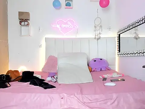 lilith horny online show from February 10, 2026, 6:12 pm