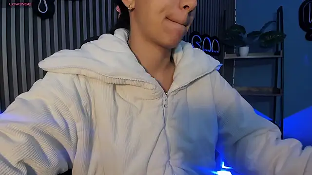 Tamaraakins online show from February 2, 2026, 12:26 pm