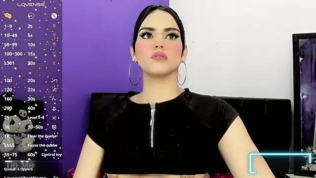 Snapshot of valentina_princess_ chatting on October 29, 2025, 5:47 pm valentina princess  online show from October 29, 2025, 5:47 pm