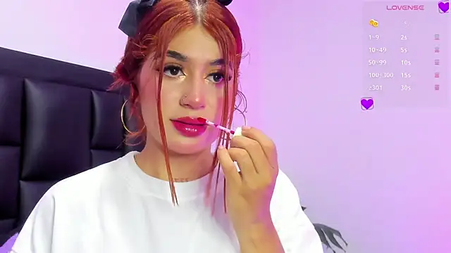 SoofiRosse online show from February 24, 2025, 10:47 pm