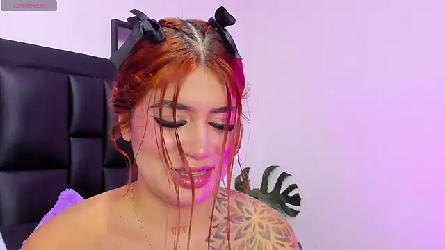 SoofiRosse online show from March 20, 2025, 8:19 pm