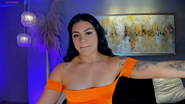 NicoleSanz  online show from February 16, 2025, 11:05 am