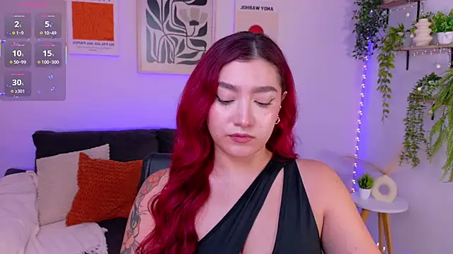 ViolettCastel online show from May 12, 2026, 8:06 pm