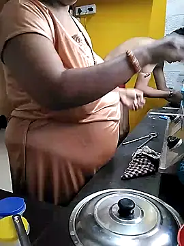 Snapshot of ANUBHABI chatting on January 30, 2025, 2:16 am ANUBHABI online show from January 30, 2025, 2:16 am