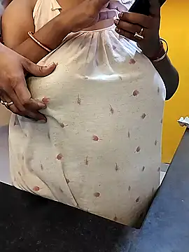 Snapshot of ANUBHABI chatting on February 9, 2025, 1:35 pm ANUBHABI online show from February 9, 2025, 1:35 pm