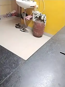 Snapshot of ANUBHABI chatting on February 13, 2025, 10:54 pm ANUBHABI online show from February 13, 2025, 10:54 pm