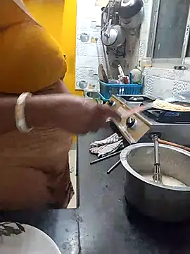 Snapshot of ANUBHABI chatting on March 5, 2025, 3:07 pm ANUBHABI online show from March 5, 2025, 3:07 pm