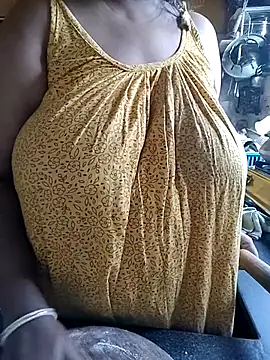 Snapshot of ANUBHABI chatting on October 17, 2025, 1:42 am ANUBHABI online show from October 17, 2025, 1:42 am