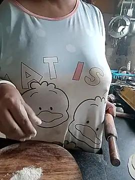 Snapshot of ANUBHABI chatting on October 28, 2025, 1:42 am ANUBHABI online show from October 28, 2025, 1:42 am