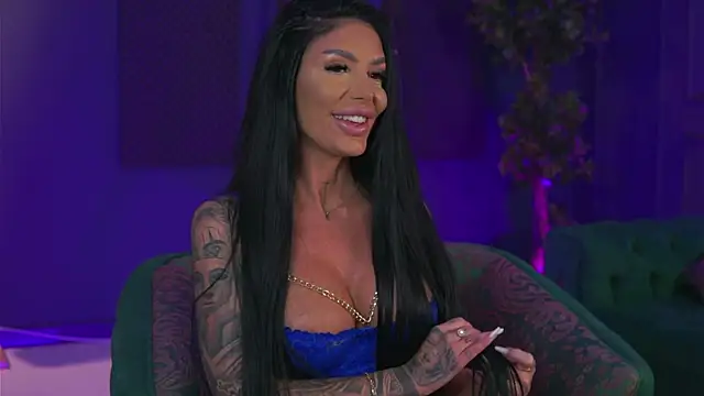 RaquelleVon online show from December 12, 2024, 9:48 pm