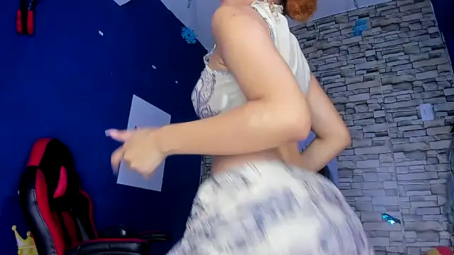 sofiacastillo01 online show from January 30, 2025, 11:24 pm