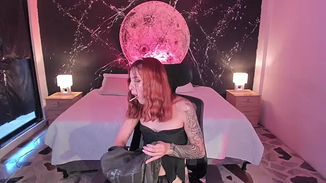 Snapshot of VictoriaRosse_ chatting on February 24, 2025, 10:03 pm VictoriaRosse online show from February 24, 2025, 10:03 pm