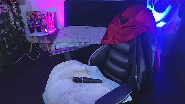 Dann dan online show from July 5, 2026, 4:19 am