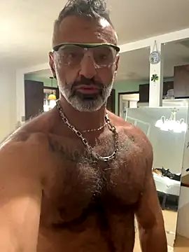DaddySnowXX online show from November 18, 2025, 12:16 am