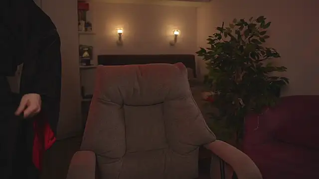 Naughty mooncake online show from November 1, 2025, 3:03 pm