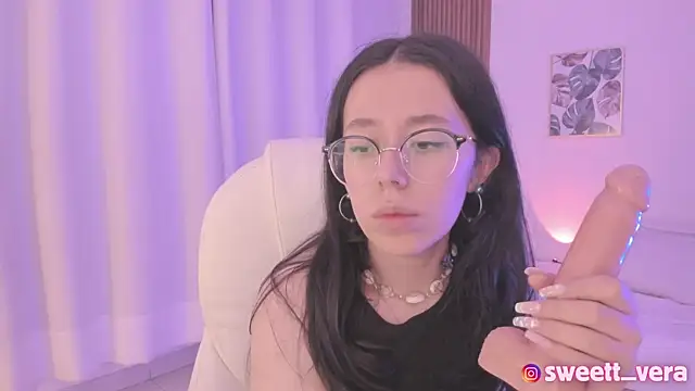 sweet vera online show from March 1, 2025, 3:27 pm