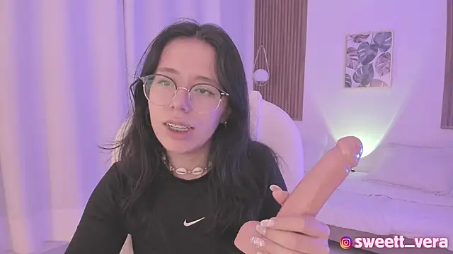 sweet vera online show from March 7, 2025, 4:11 pm