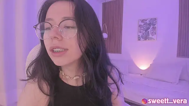 sweet vera online show from March 15, 2025, 1:07 pm