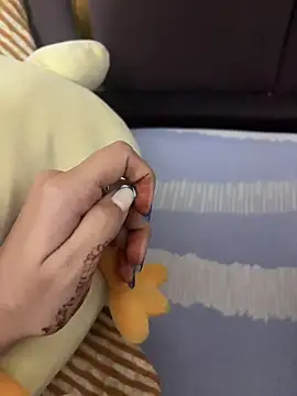 Snapshot of HotIndianCouple__8 chatting on October 23, 2025, 11:24 pm HotIndianCouple  8 online show from October 23, 2025, 11:24 pm