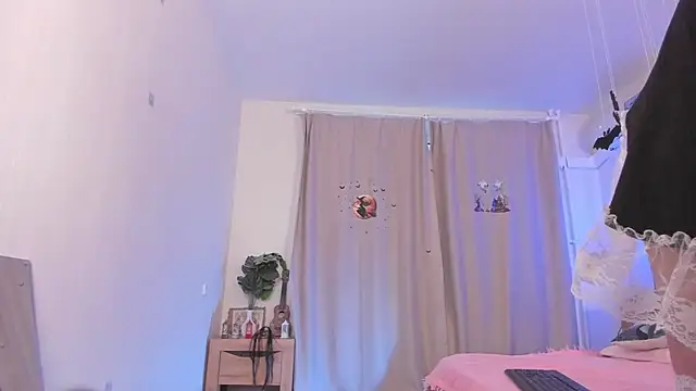 Snapshot of kate_doroty chatting on October 25, 2025, 1:07 pm kate doroty online show from October 25, 2025, 1:07 pm