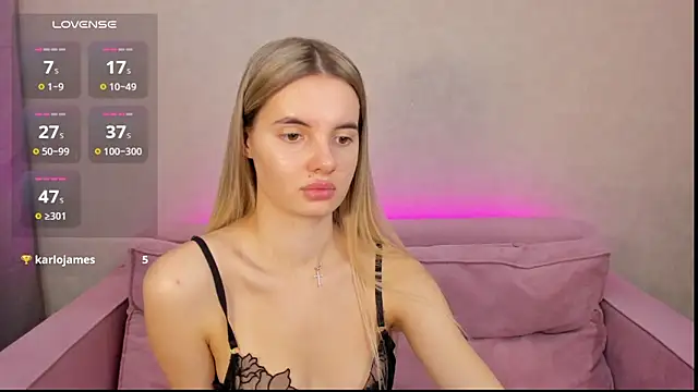 Snapshot of Erika_Carpenter chatting on January 31, 2025, 1:01 am Erika Carpenter online show from January 31, 2025, 1:01 am