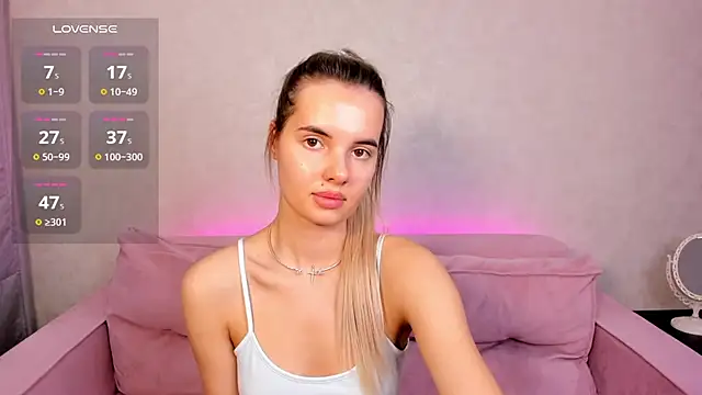 Snapshot of Erika_Carpenter chatting on March 7, 2025, 3:29 am Erika Carpenter online show from March 7, 2025, 3:29 am