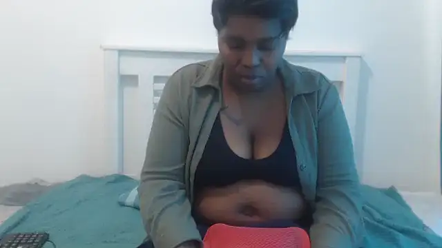 Snapshot of stripqueenx2 chatting on July 15, 2026, 7:46 am stripqueenx2 online show from July 15, 2026, 7:46 am