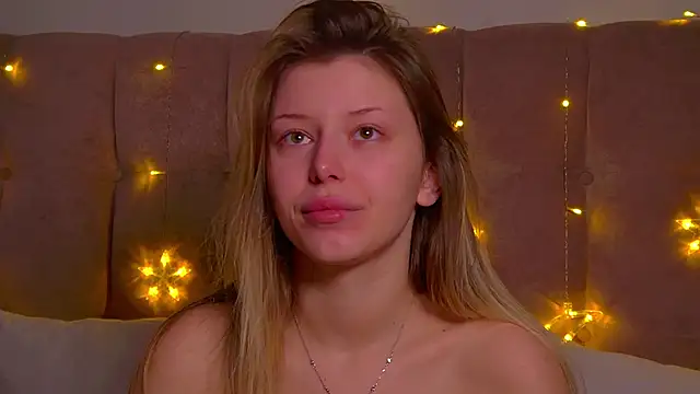 LiliaBianka online show from December 22, 2024, 6:39 am