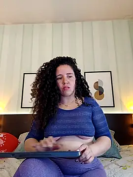 Snapshot of Valeria__soler chatting on February 15, 2025, 6:44 pm Valeria soler online show from February 15, 2025, 6:44 pm