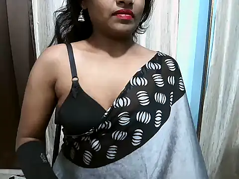 Mayra baby online show from May 2, 2026, 6:57 pm