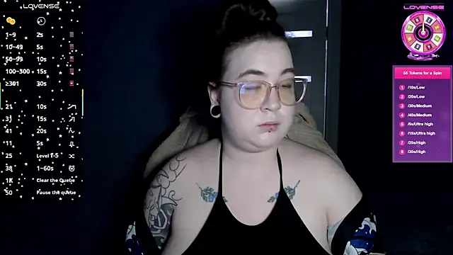 Valeri-Star online show from December 17, 2025, 10:21 am