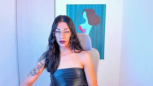 sofiaa grey  online show from May 8, 2026, 3:06 pm