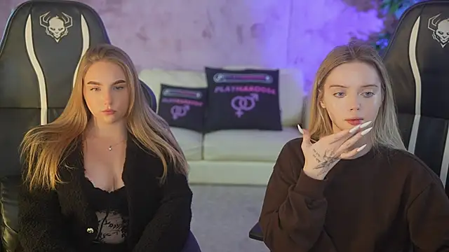 Cassy-Celestial  online show from November 11, 2025, 8:36 am