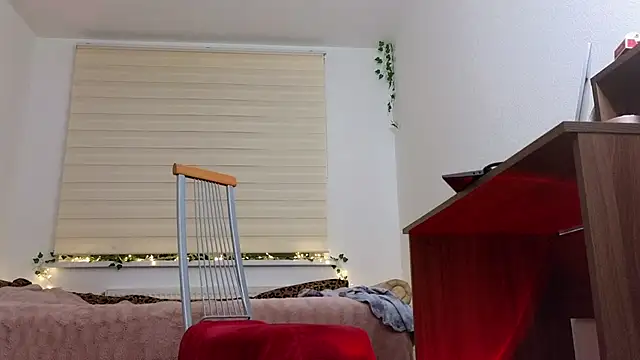 Snapshot of Martha_Hoffman chatting on March 11, 2025, 9:26 pm Martha Hoffman online show from March 11, 2025, 9:26 pm