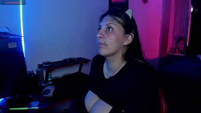 Snapshot of MIABOOBS__ chatting on September 9, 2025, 9:47 pm MIABOOBS   online show from September 9, 2025, 9:47 pm
