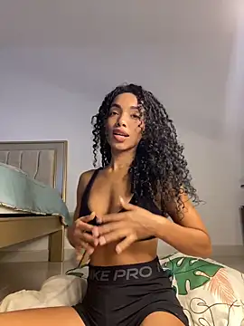 nicoleebony1 online show from December 19, 2025, 7:54 pm