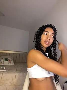 nicoleebony1 online show from June 26, 2026, 4:00 pm
