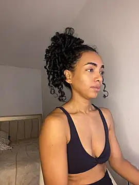 nicoleebony1 online show from June 27, 2026, 4:34 pm