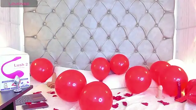 leigh-angels online show from February 15, 2025, 12:26 am