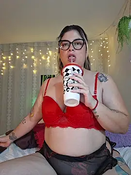 Juliietha servas online show from July 21, 2026, 11:51 pm