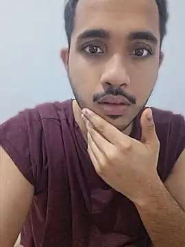 Snapshot of alesssterling chatting on March 14, 2026, 2:55 pm alesssterling online show from March 14, 2026, 2:55 pm