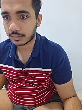 Snapshot of alesssterling chatting on March 20, 2026, 7:46 am alesssterling online show from March 20, 2026, 7:46 am