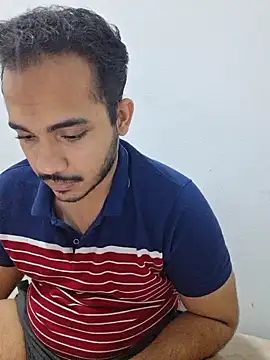 Snapshot of alesssterling chatting on March 20, 2026, 9:41 pm alesssterling online show from March 20, 2026, 9:41 pm