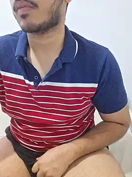 Snapshot of alesssterling chatting on March 21, 2026, 8:19 am alesssterling online show from March 21, 2026, 8:19 am