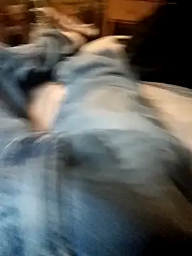 Snapshot of ySqmbVanbe chatting on November 7, 2025, 10:43 pm ySqmbVanbe online show from November 7, 2025, 10:43 pm