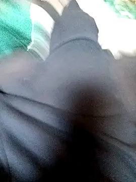 Snapshot of ySqmbVanbe chatting on November 12, 2025, 3:34 pm ySqmbVanbe online show from November 12, 2025, 3:34 pm