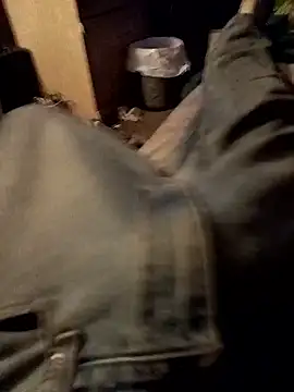 Snapshot of ySqmbVanbe chatting on February 15, 2026, 1:57 am ySqmbVanbe online show from February 15, 2026, 1:57 am