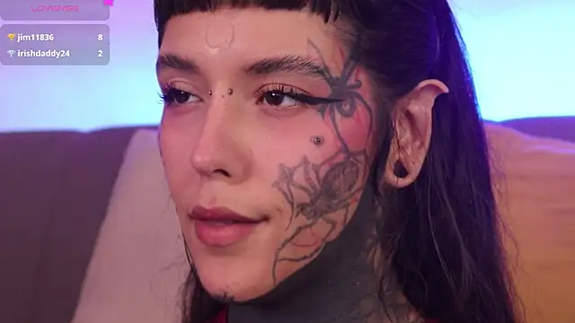 SylveonFox online show from November 7, 2025, 7:47 pm