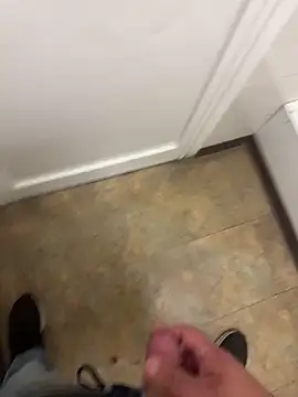 Snapshot of _themask_ chatting on October 1, 2025, 12:11 pm themask online show from October 1, 2025, 12:11 pm