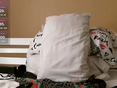 black sexy queen online show from February 21, 2026, 9:05 pm